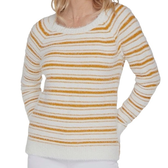 NYDJ White and Mustard Yellow Whisker Scoop Neck Sweater Women's Size M - Picture 2 of 12